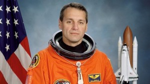 Anne Diamond interviews Astronaut & Veterinarian, Dr. Richard Michael Linnehan