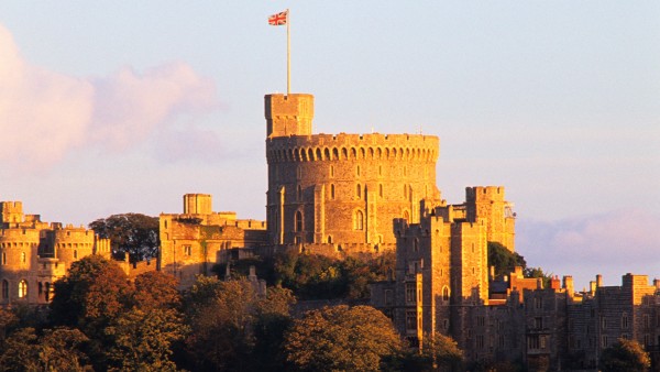 Stories from Windsor Castle’s Royal Library with Guest Lecturer Oliver Everett