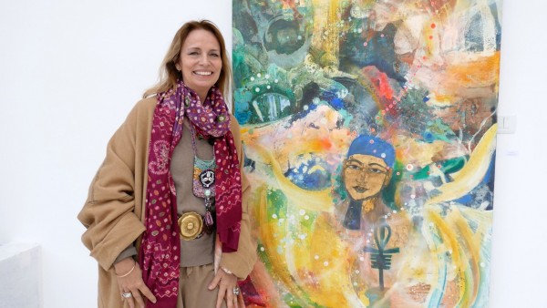 Anne Diamond interviews Artist Katrina Vrebalovich