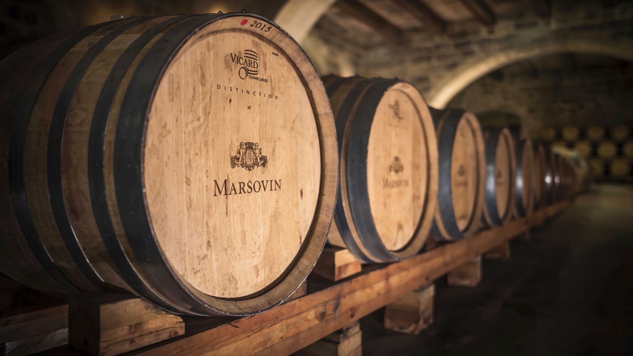 Bartholomew Broadbent welcomes Jeremy Cassar of Marsovin Winery)
