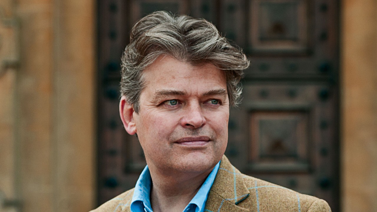 Anne Diamond interviews George Herbert, the 8th Earl of Carnarvon)