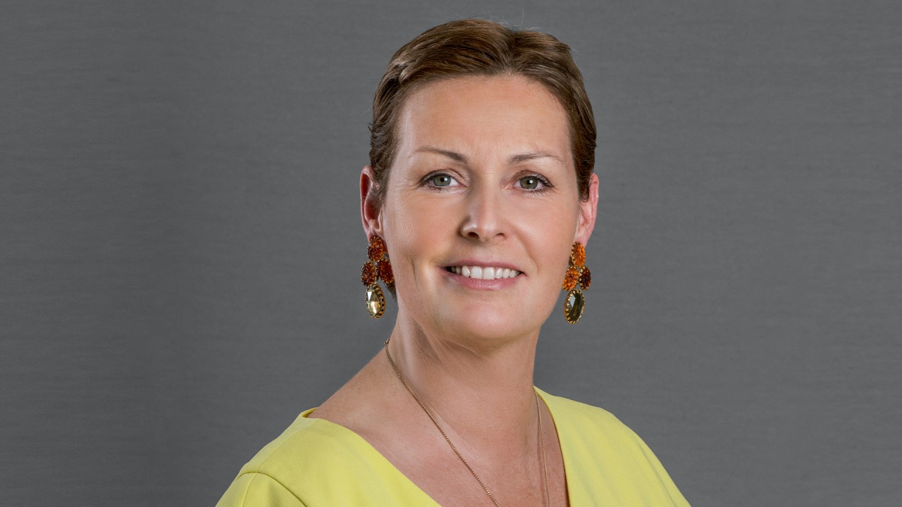 Anne Diamond interviews Winemaker and Pediatric Surgeon, Dr. Princess Stephanie Löwenstein-Wertheim-Rosenberg)