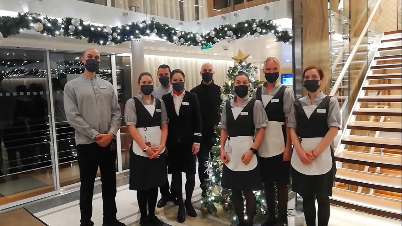 A New Year’s message from Torstein Hagen and the Viking family)