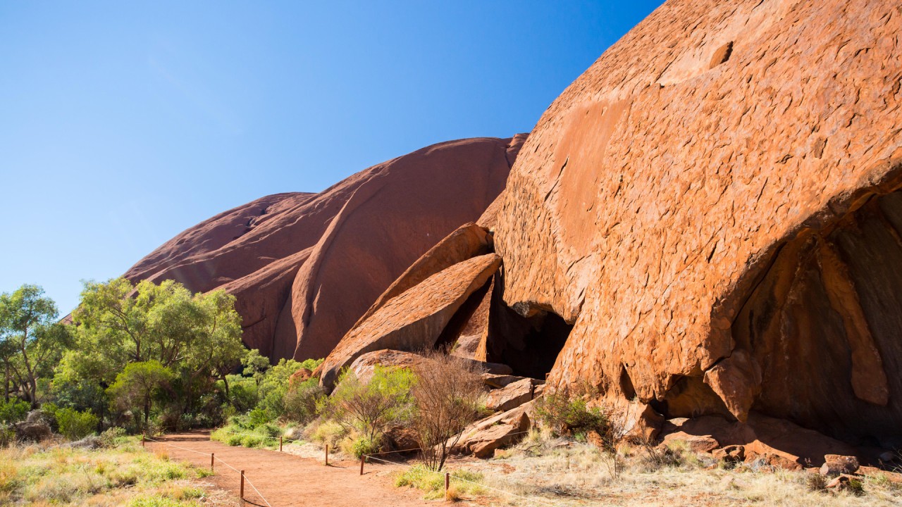 Brush up on Australian history with Viking Resident Historian Dr. Robert Cribb)