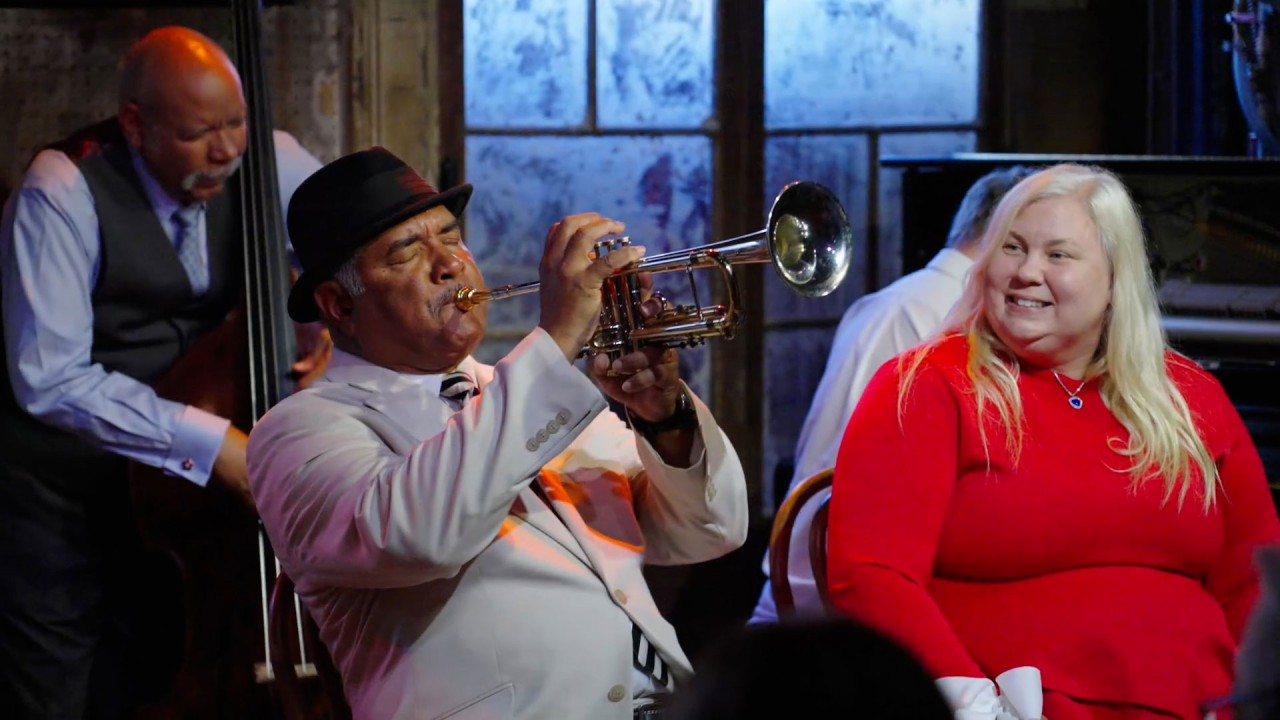 Experience the New Orleans jazz scene at Preservation Hall with Todd Walker)